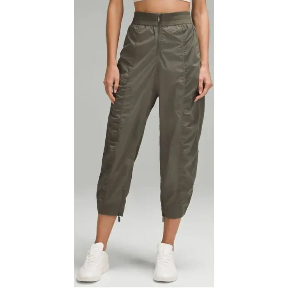 Lululemon Front Zip Mid-rise Ruched Crop Pants Army Green-sz 12